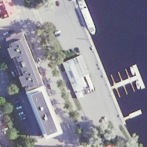 Rantakasino: terassi ilmakuvassa, Hämeenlinna