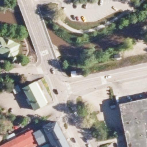 4H Kahvila Aurinkomaja: terassi ilmakuvassa, Orimattila