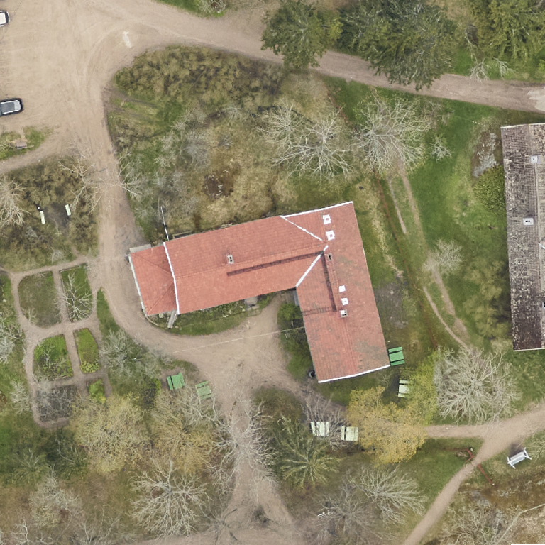 Kahvila Omena ja Kaneli: terassi ilmakuvassa, Turku