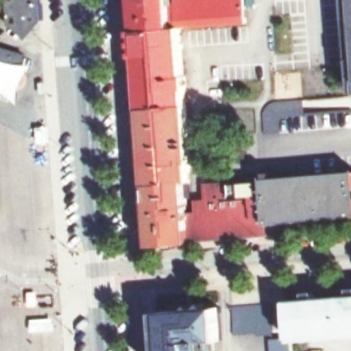 Rikalanmäki Jokiravintola: terassi ilmakuvassa, Salo