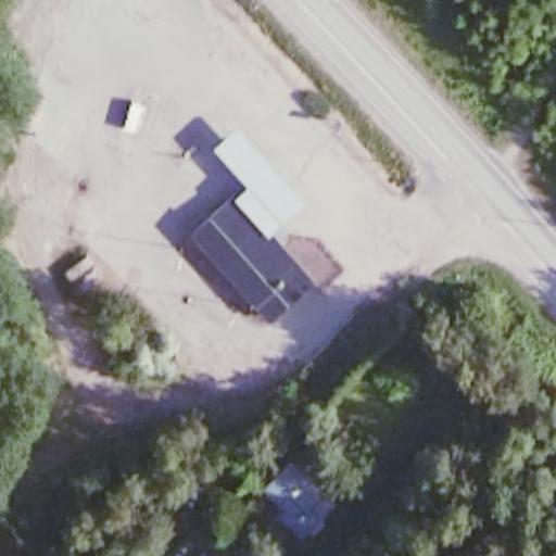 Vilin bensis: terassi ilmakuvassa, Hämeenlinna