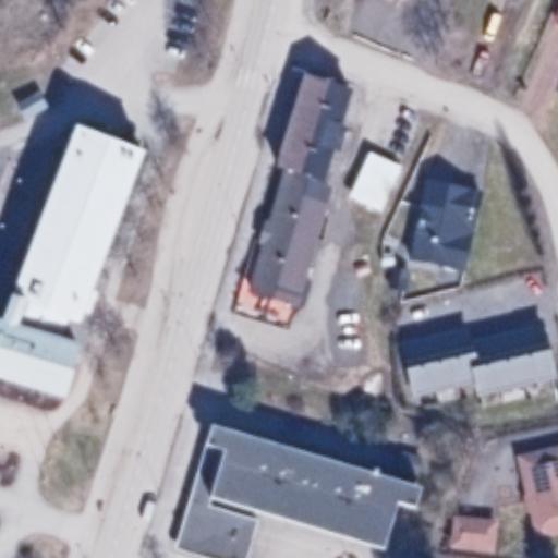 Karaoke Karhu: terassi ilmakuvassa, Huittinen