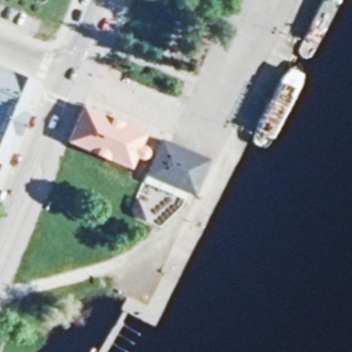 Kesäravintola Tuulaaki: terassi ilmakuvassa, Joensuu